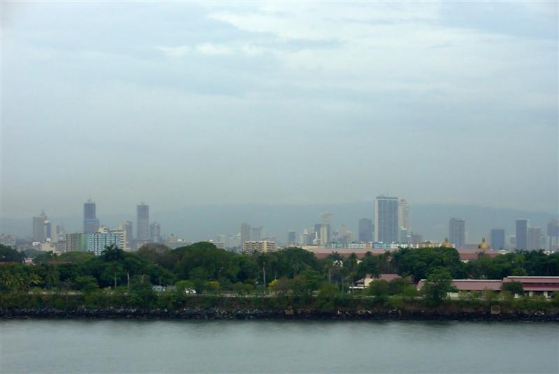 DSC01521 - A bit of the Panama City skyline through the haze