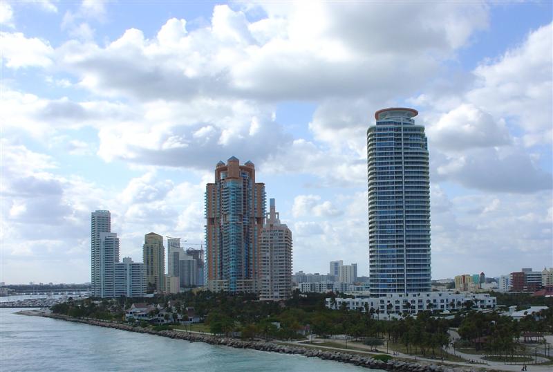 DSC01220 - Some skyscrapers in Miami Beach area