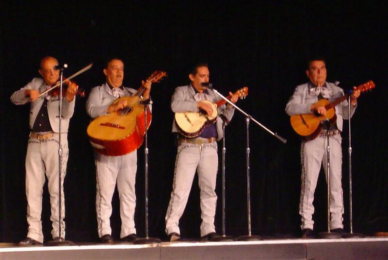 DSC01623 - The Mexican band