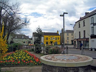 Monmouth is a Welsh border market town situated at the confluence of the Rivers Wye, Monnow and Trothy