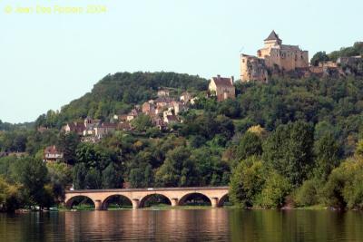 0766-en_canot_sur_la_Dordogne.jpg
