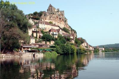 0780-en_canot_sur_la_Dordogne.jpg