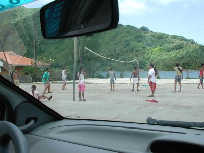 schoolyard volleyball, Haapu