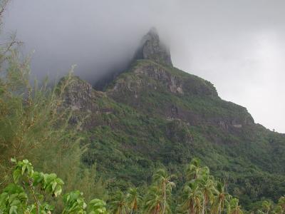 Mt. Pahia, wreathed in clouds