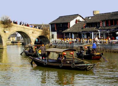 Boats, bridge and restaurants