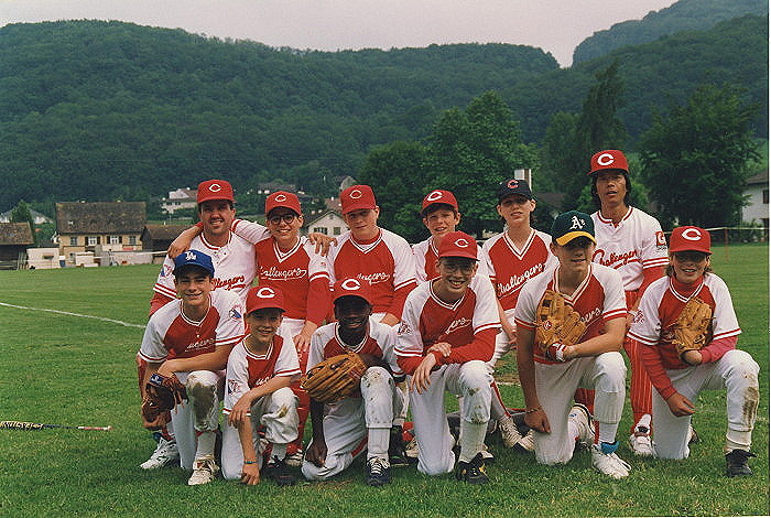 Juniors 1992.JPG
