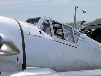 u45/kerosen/medium/29597003.MeBf109G2cockpitdetail.jpg