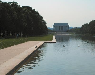 Lincoln Memorial over Reflecting Pool   1445