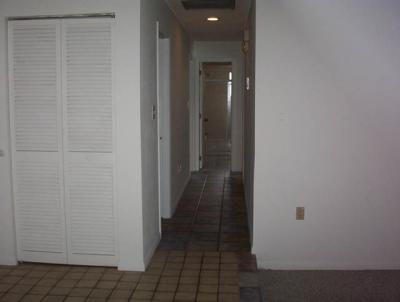 u45/larrys4227/medium/29399213.FloridaArrival_May14_200430.jpg