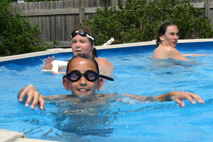 23-Kids-at-play2.jpg