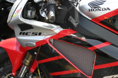 lower left fairing2.jpg