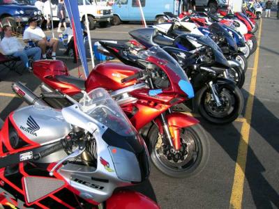 bikes-pits.jpg