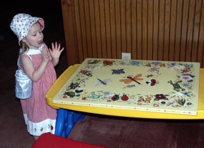 emma-table-m9072.jpg