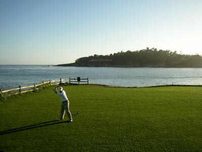 Marc 18 tee backswing