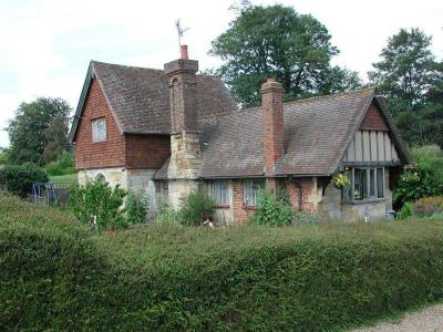 Penshurst - Old House.jpg