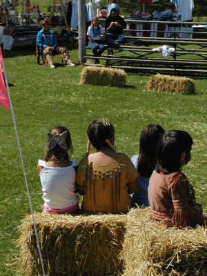 ChildrenWatching.6109