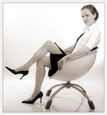 aliona_13_chair_web.jpg