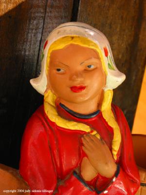 u45/magpiejst/medium/34634629.10.03.04fleamarketfaces9.jpg