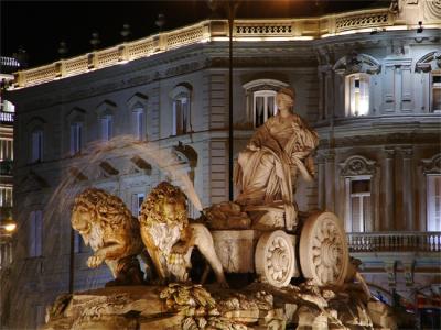u45/maribel/medium/37699133.lacibelesconelpalaciod.jpg