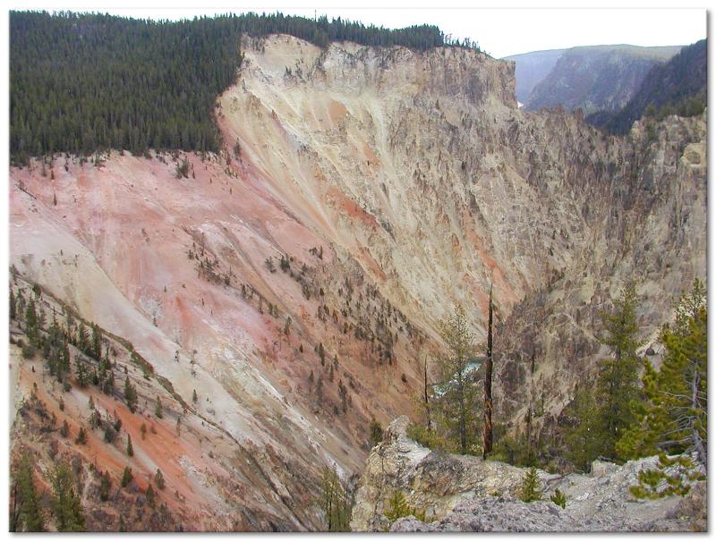 
 View north of the Grand Canyon of the Yellowstone