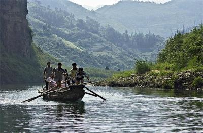 Working Sampan, Shennong Stream, Badong