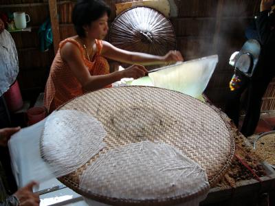 Making rice paper