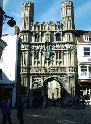 entrance to the courtyard of Canterbury Cathedral