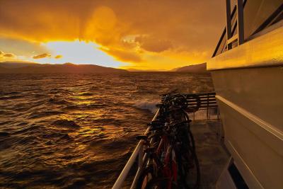 Sunrise - Lago Nahuel Huapi