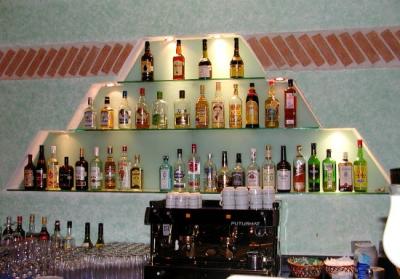 Top shelf booze, Tucan lobby bar