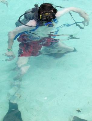 Mike doing the scuba try-out in the Iberostar Tucan/Quetzal pool