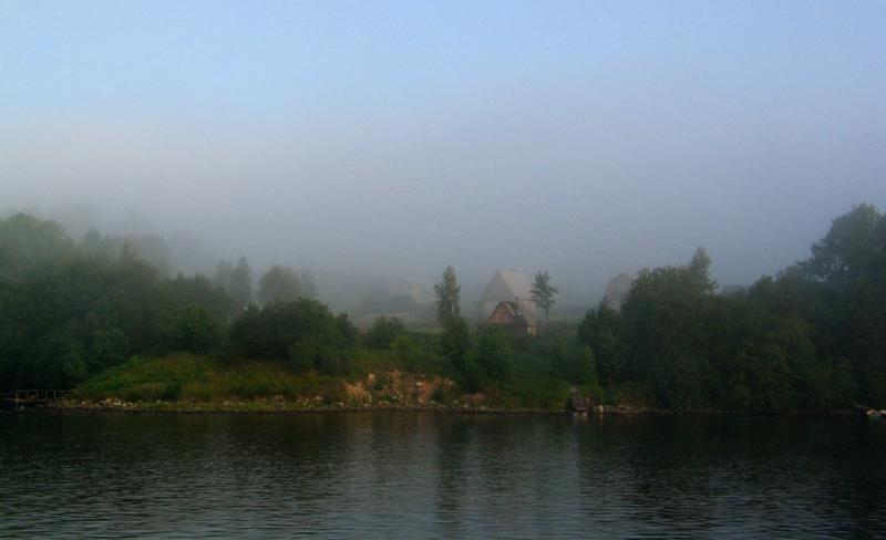 Fog lifts on Svir, Russia, 2003