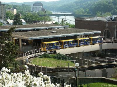 5:33pm - The PRT station