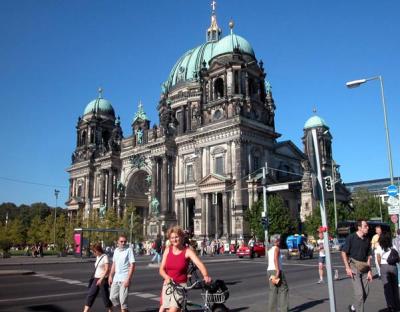 Berliner and Berliner Dom