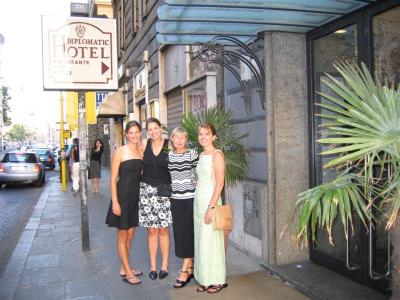 Nat, Nicole, Ruth and Sandy, Hotel Diplomatic