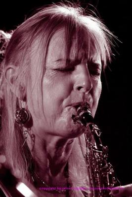 u45/rygalyk/medium/29047977.barbarathompson.jpg