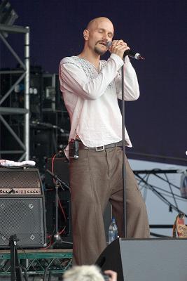 Tim Booth.jpg