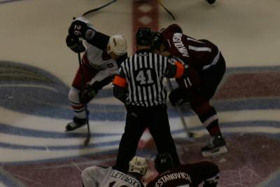 hockey_faceoff_100crop_800.jpg