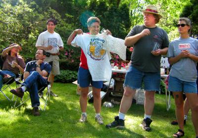 Wendy shows off the t-shirt she won