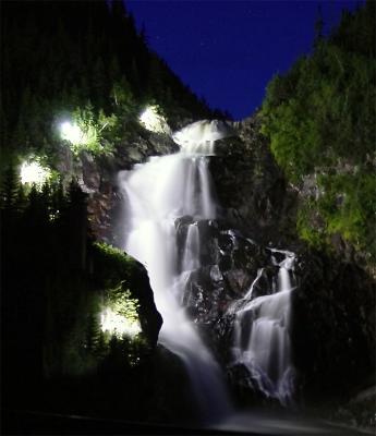 Val-Jalbert Falls into the nightby Stphane Bouchard
