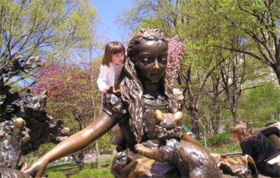 Alice Statue in Central Park