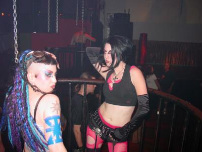 Dsc06230.jpg Hana R and Hannah Eckard aka Halo