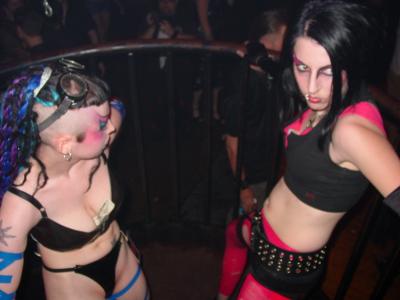 Dsc06231.jpg Hana R and Hannah Eckard aka Halo
