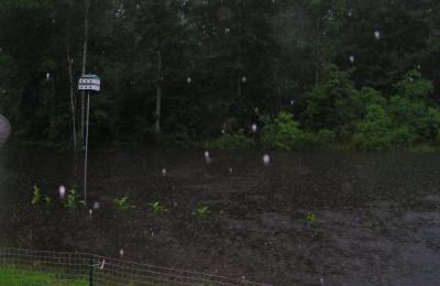 05-17-04 flooding3.jpg