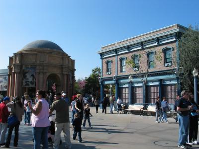 Golden Dreams Entrance