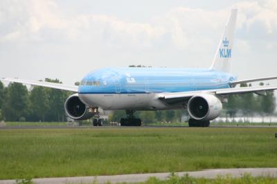 36L-KLM777.jpg