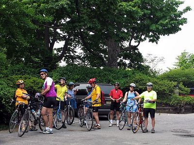 Photo by Matt  At Wave Hill parking lot. Getting ready to ride back to Central Park