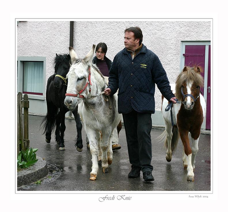 Fredy Knie mit Pony und Zwerg-Esel