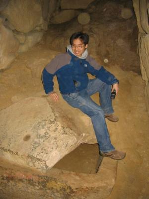 As you can see, there was a hole in the lid, allowing a few of us to crawl in and get dead Japanese nobleman on our pants