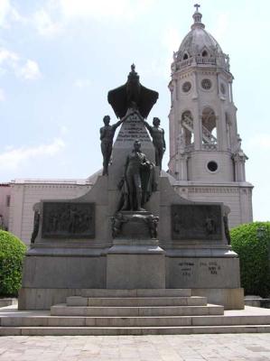 Parque Bolivar and Inglesia de San Francisco