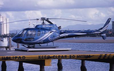 VH-SWL  Seaworld Helicopters.jpg